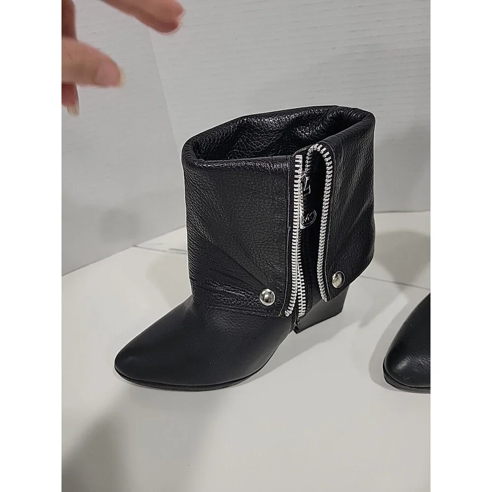 MICHAEL KORS Bassey Black Leather Convertible Boots Size 6M